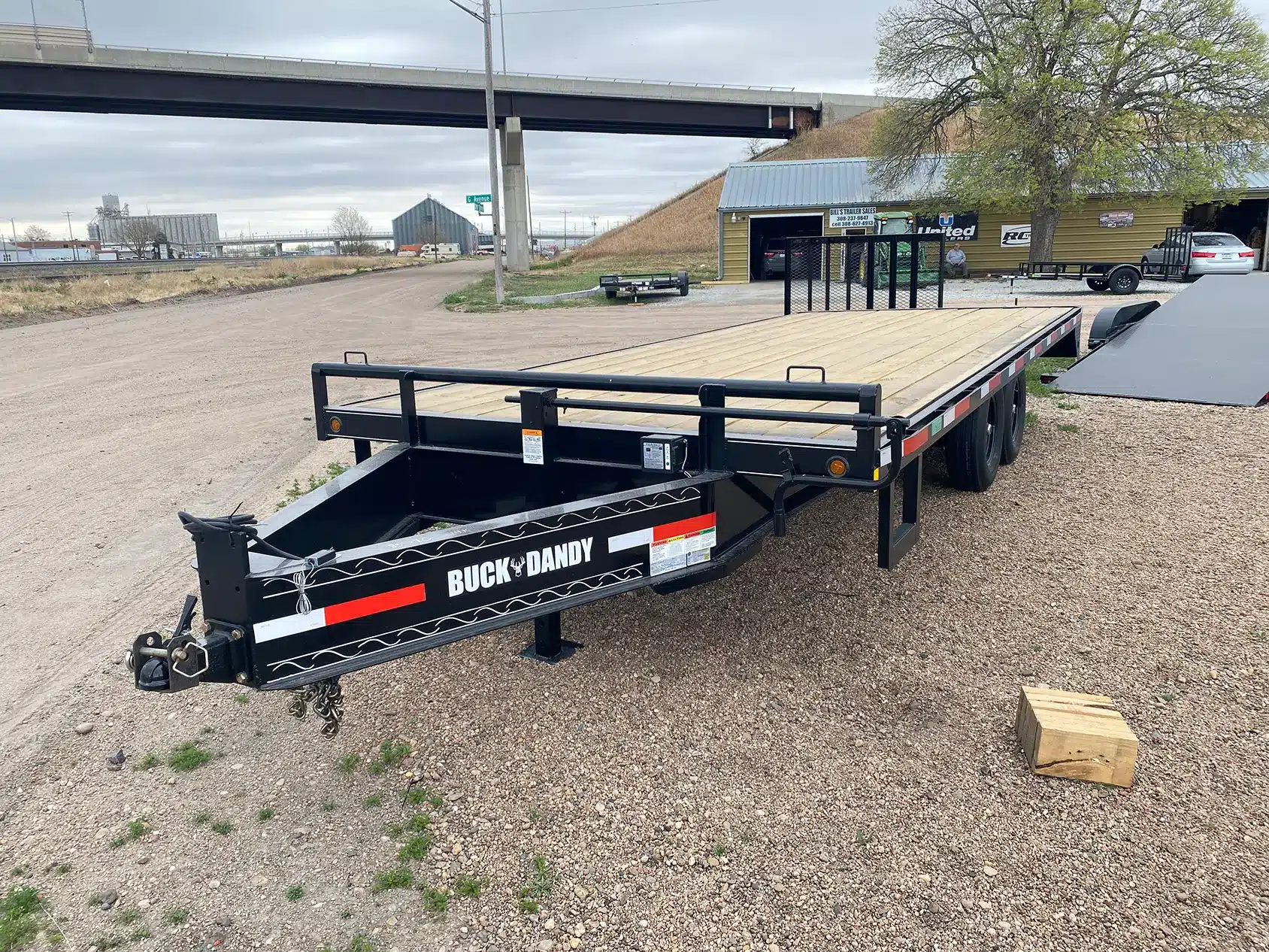 6x10_cargo_silver_left