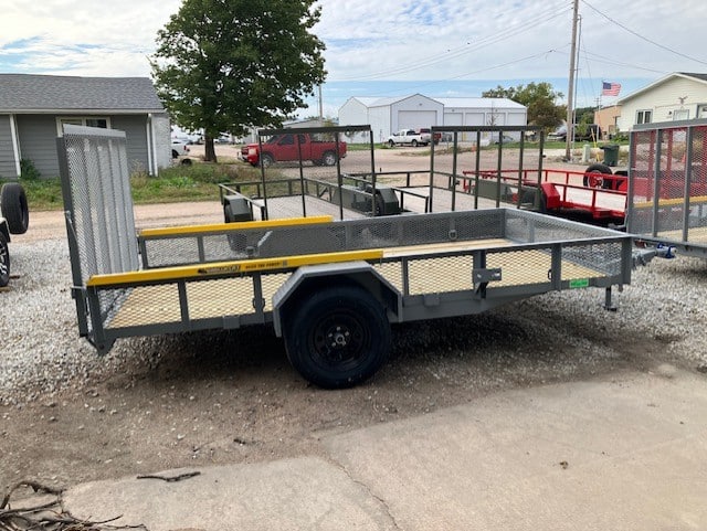 MEB 77×12 Utility with Gorilla Lifts